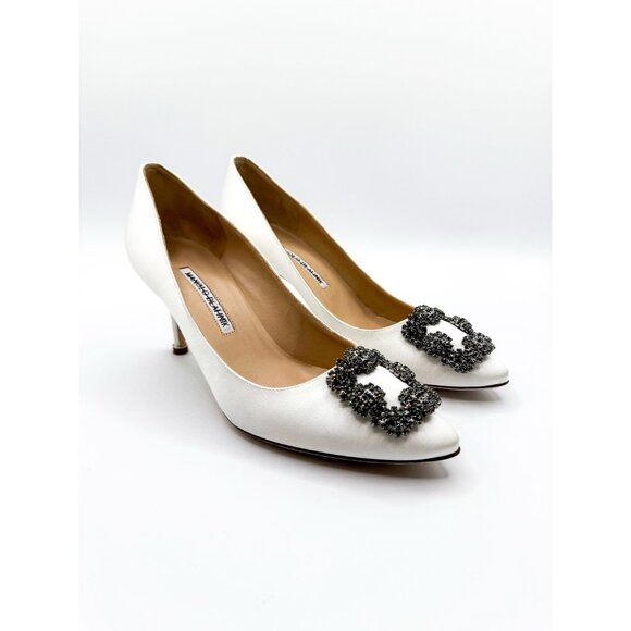Manolo Blahnik Hangisi 70 Embellished Satin Jewel Buckle Designer Wedding Pumps - Picture 14 of 16